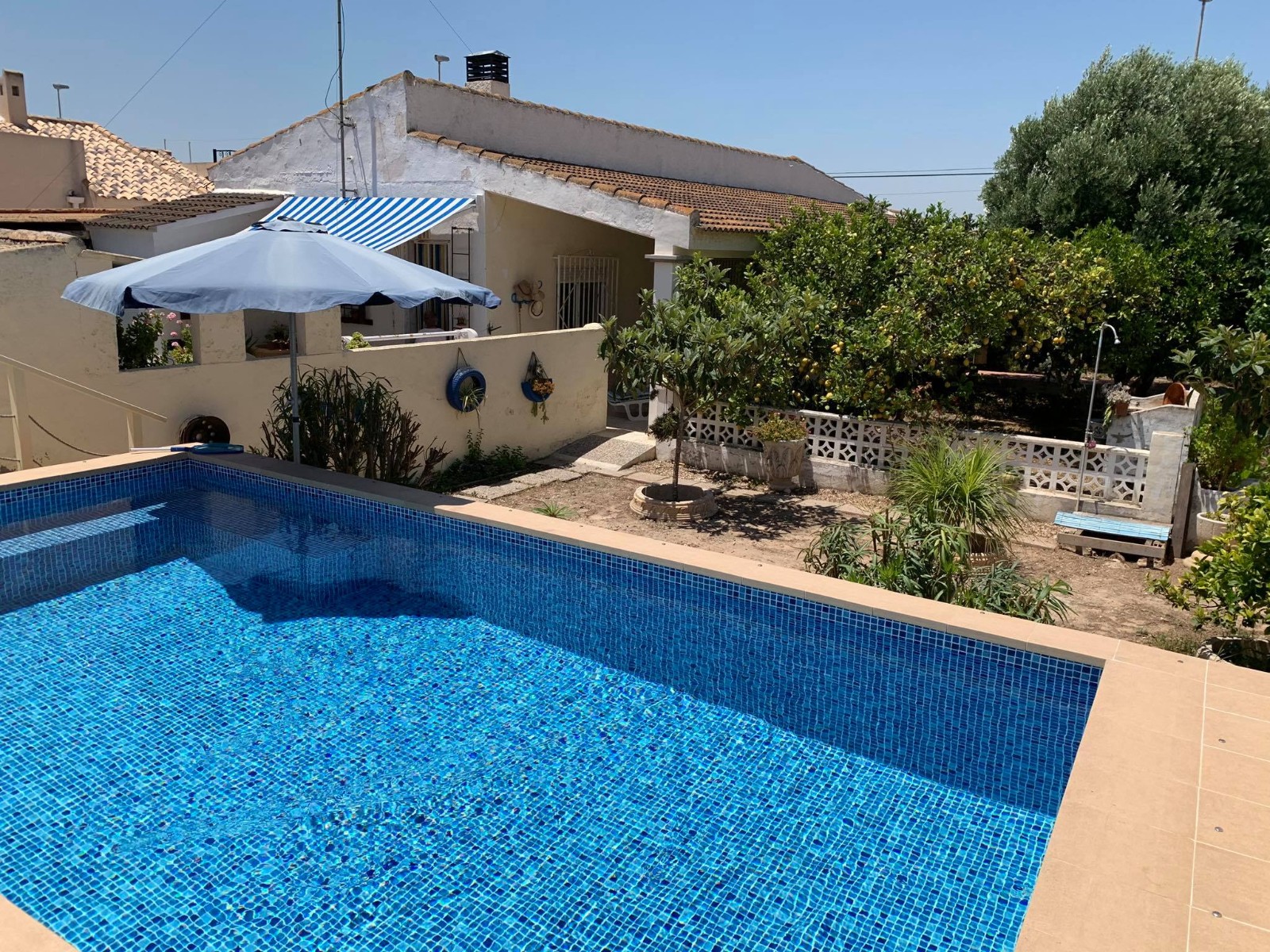 For sale: 4 bedroom finca in Guardamar del Segura