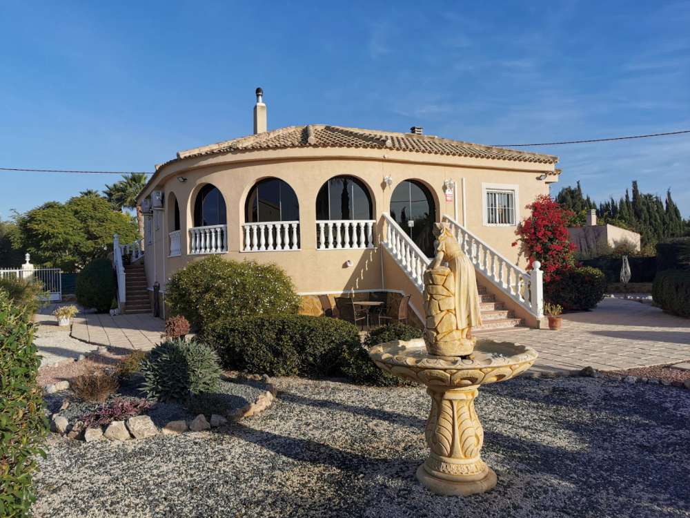 4 bedroom finca for sale in Catral, Costa Blanca