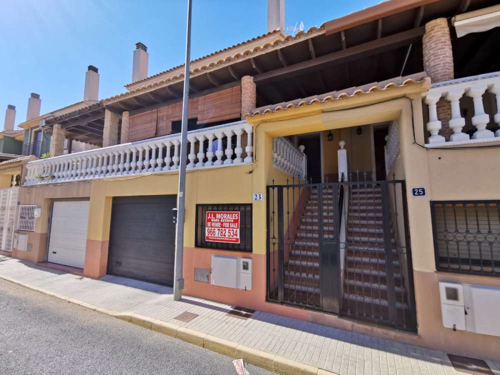 For sale: 4 bedroom house / villa in Catral