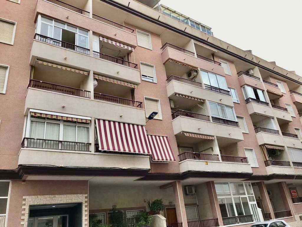 For sale: 3 bedroom apartment / flat in Torrevieja, Costa Blanca