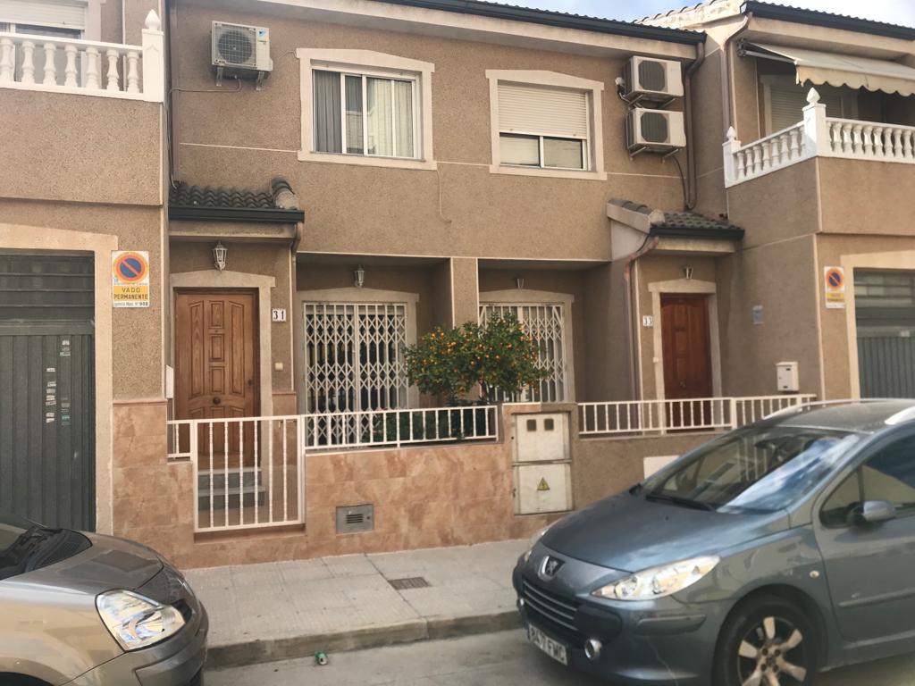 For sale: 4 bedroom house / villa in Almoradí