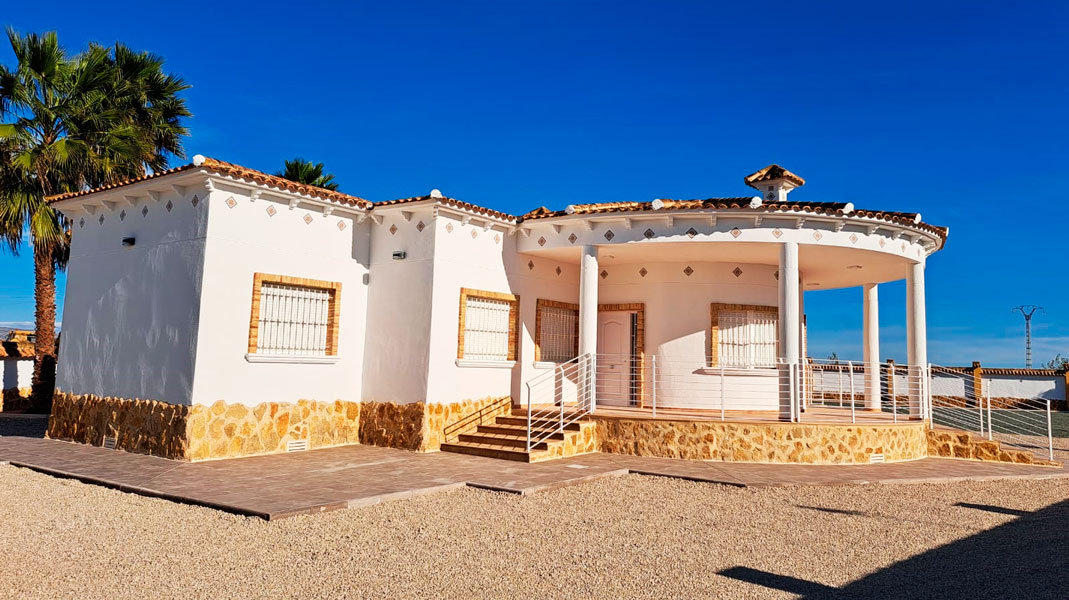 For sale: 3 bedroom finca in Catral