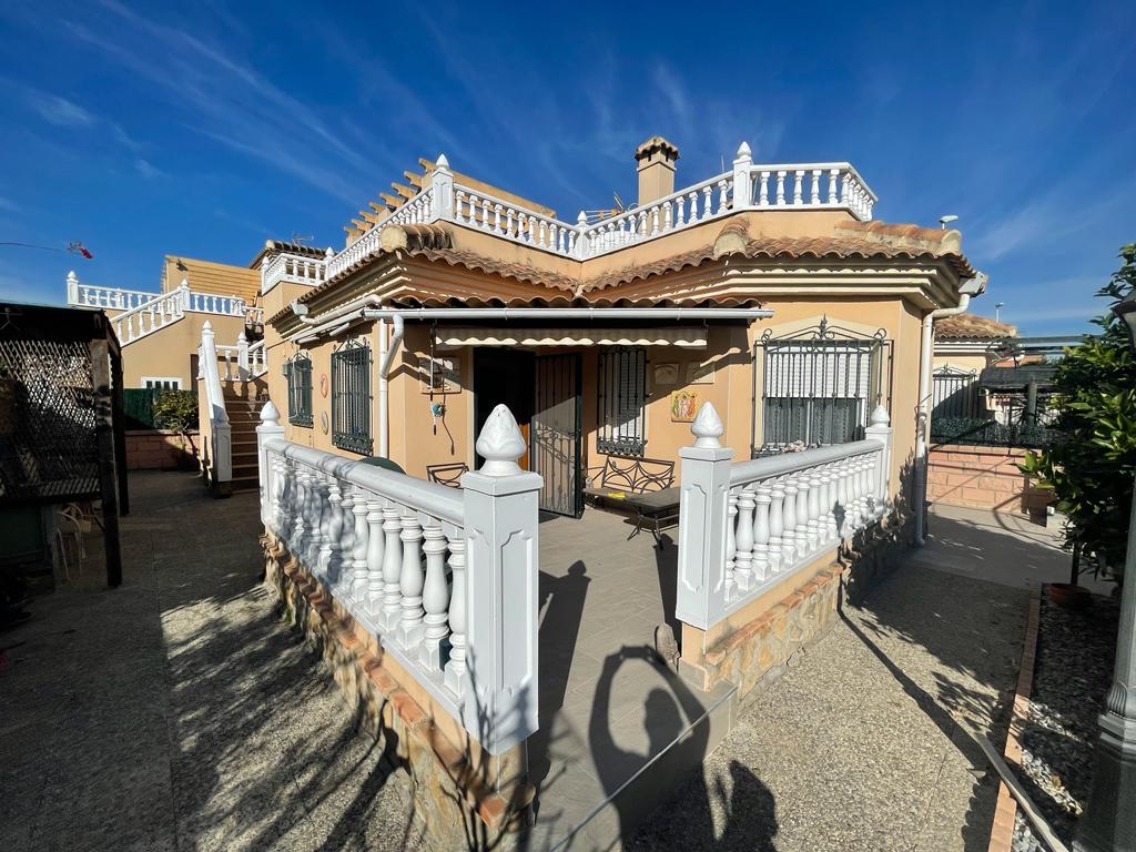 2 bedroom house / villa for sale in Almoradí, Costa Blanca
