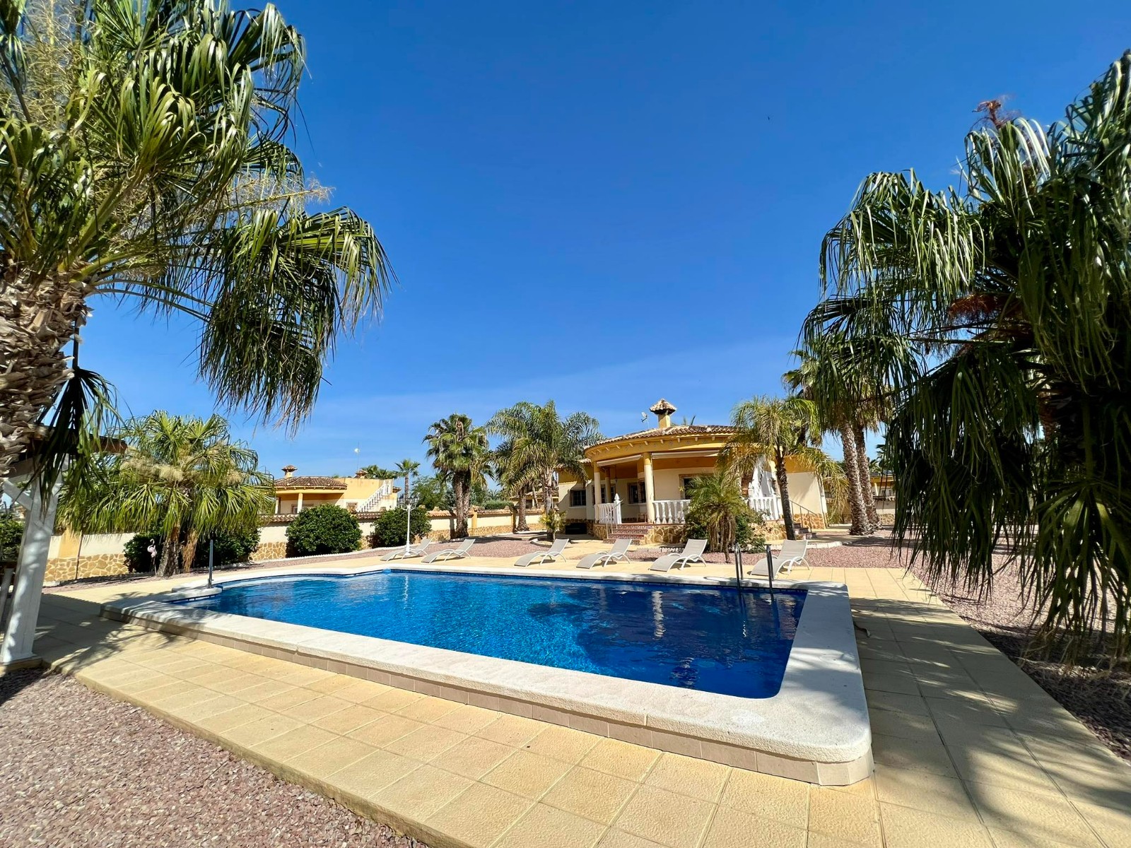 For sale: 4 bedroom finca in Catral, Costa Blanca