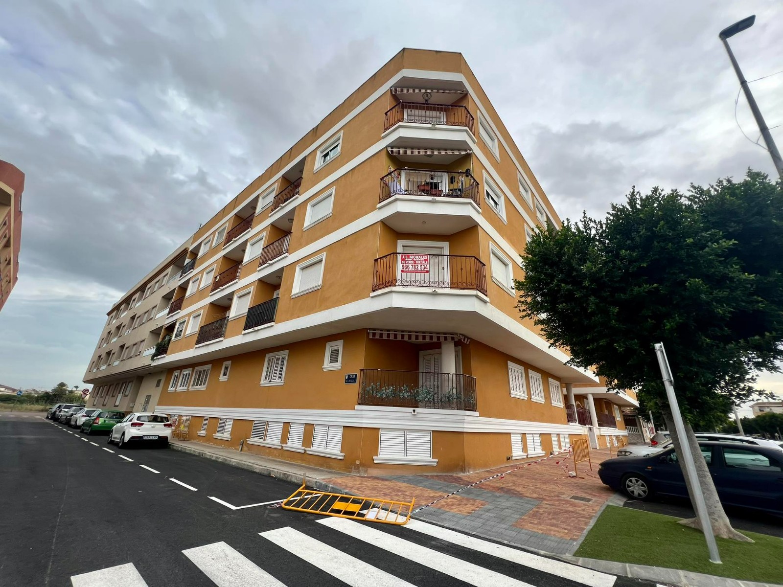 2 bedroom apartment / flat for sale in Formentera Del Segura, Costa Blanca
