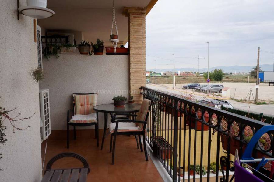 Venta - Apartamento / Piso - Daya Vieja