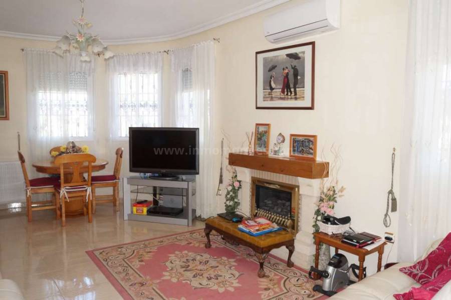 Resale - Country Villa   - Catral