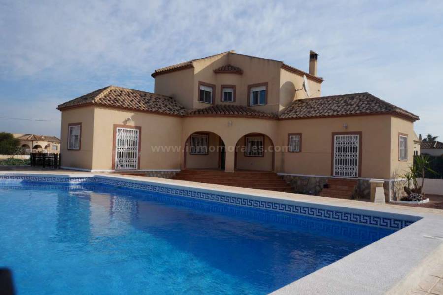 Herverkoop - Villa ( Finca ) - Dolores