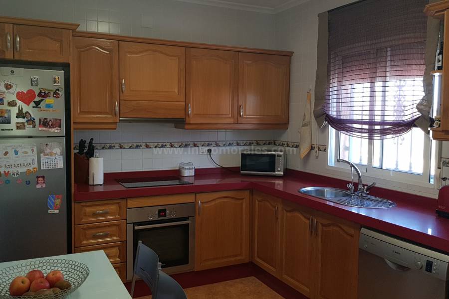 Herverkoop - Villa ( Finca ) - Catral