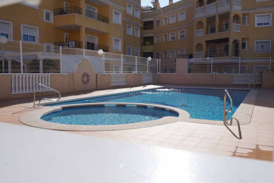 Resale - Apartment  - Almoradí