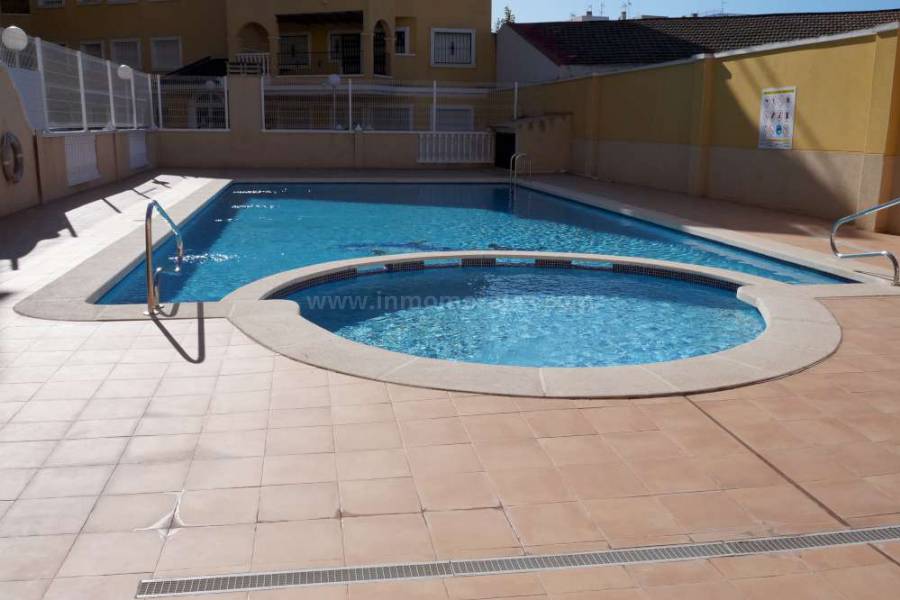 Resale - Apartment  - Almoradí