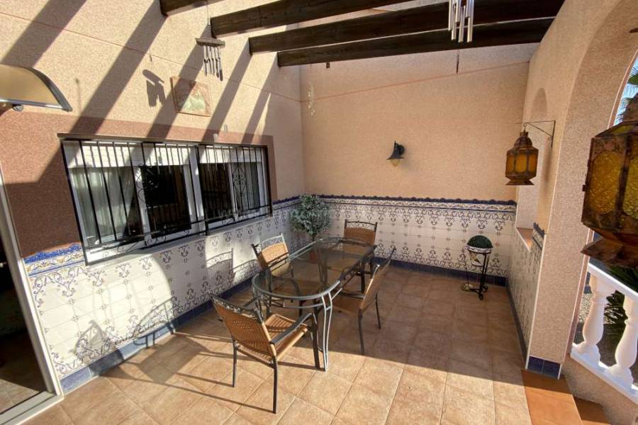 Resale - Country Villa   - Catral