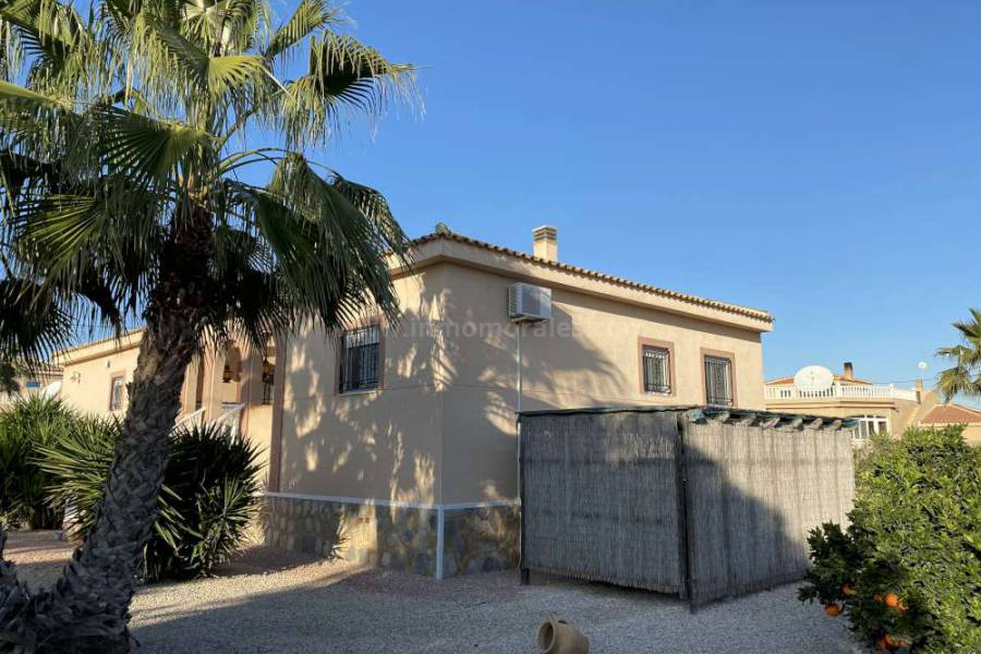 Herverkoop - Villa ( Finca ) - Catral