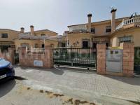 Resale - Detached House / Villa  - Almoradí