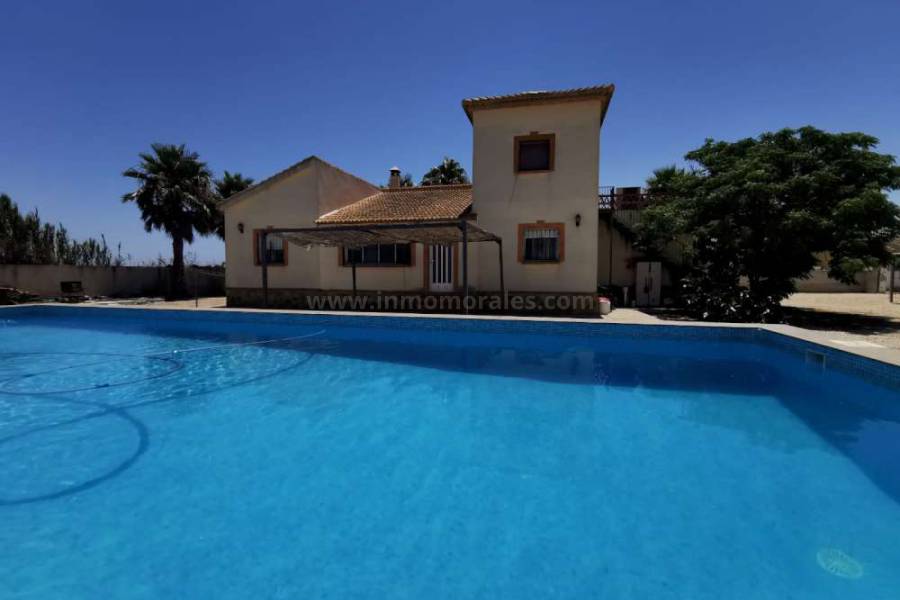 Herverkoop - Villa ( Finca ) - Catral