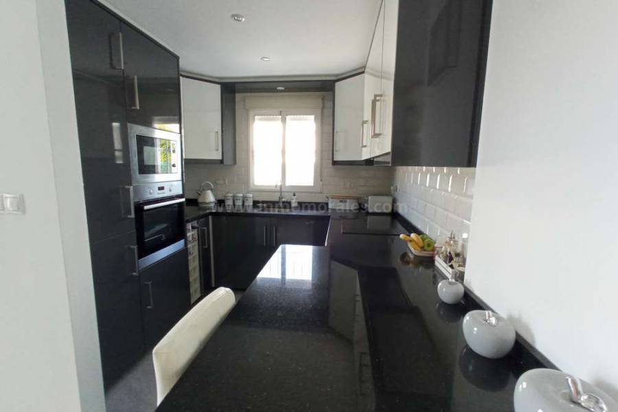 Resale - Semi detached Villa - Algorfa