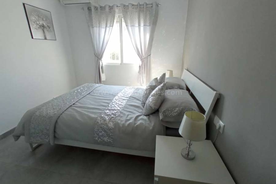 Resale - Semi detached Villa - Algorfa