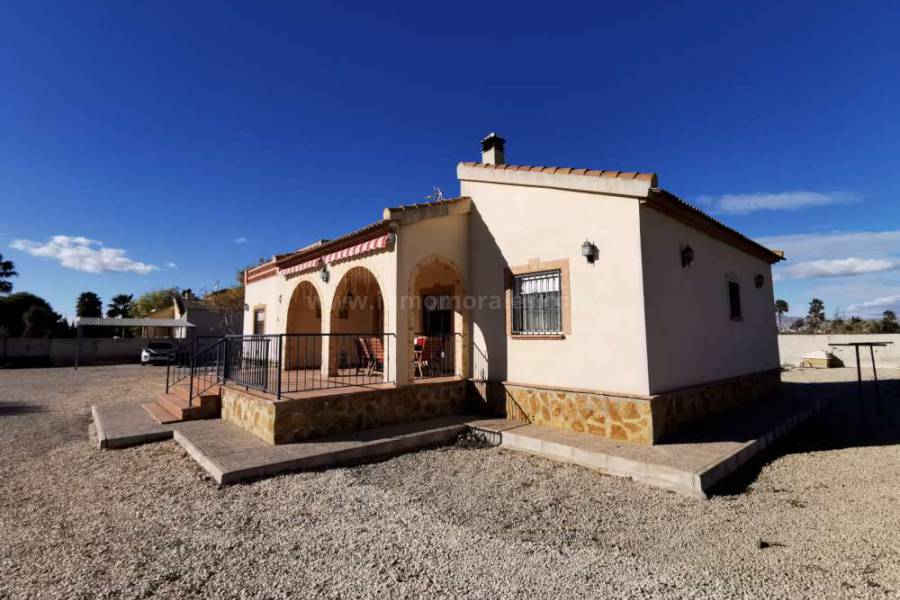 Herverkoop - Villa ( Finca ) - Catral