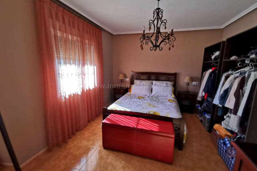 Herverkoop - Villa ( Finca ) - Catral