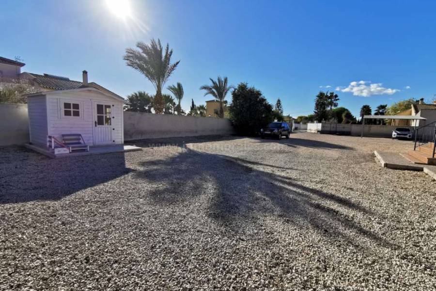 Herverkoop - Villa ( Finca ) - Catral