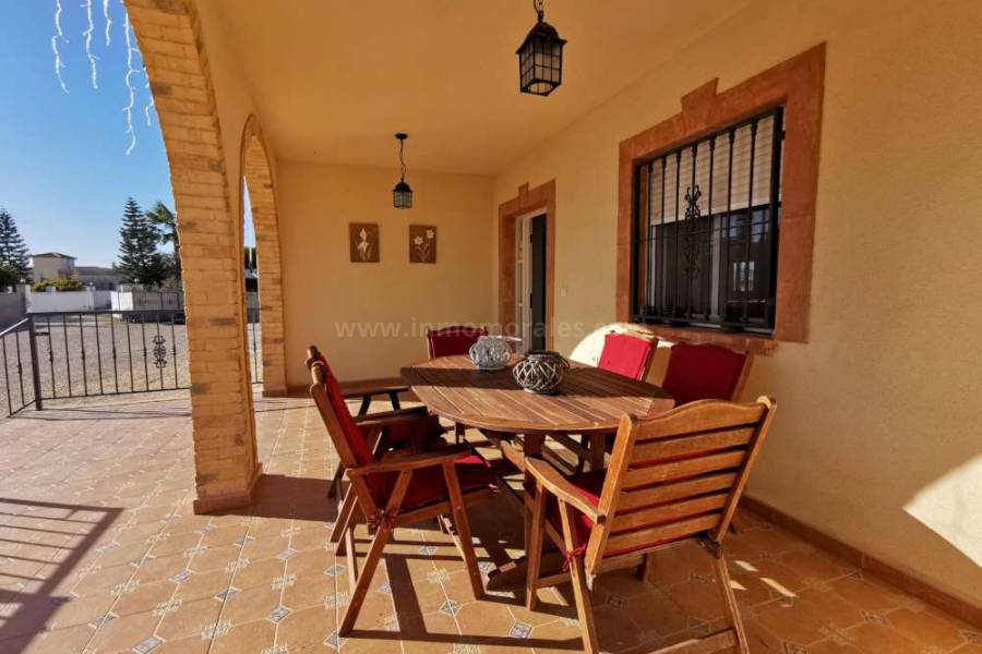 Herverkoop - Villa ( Finca ) - Catral