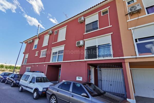 Town House  - Resale - Dolores - Dolores