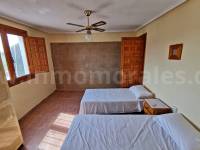 Venta - Casa de Campo - Catral