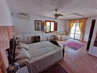 Venta - Casa de Campo - Catral