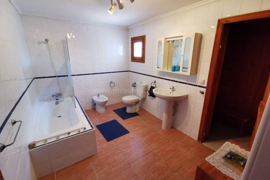 Venta - Casa de Campo - Catral