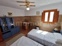 Venta - Casa de Campo - Catral