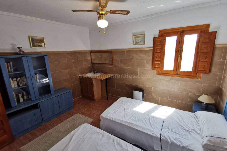 Venta - Casa de Campo - Catral