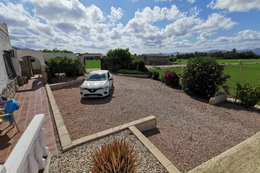 Venta - Casa de Campo - Catral