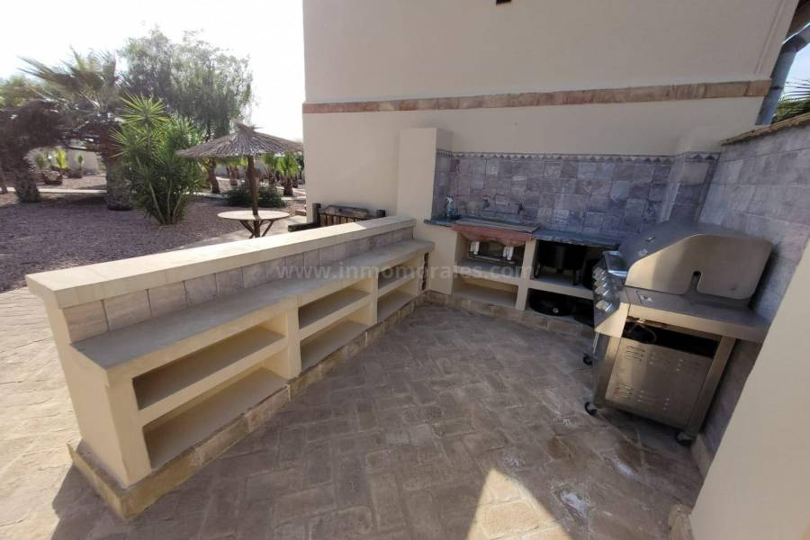 Venta - Villa con anexo - Crevillente - Crevillent