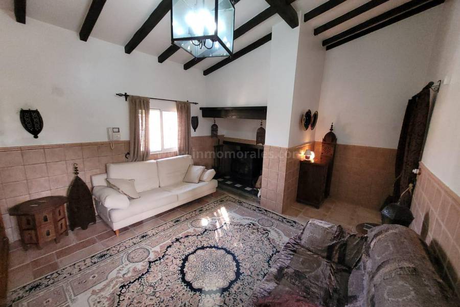 Venta - Villa con anexo - Crevillente - Crevillent