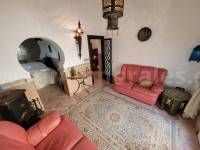 Venta - Villa con anexo - Crevillente - Crevillent