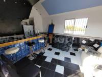 Venta - Villa con anexo - Crevillente - Crevillent