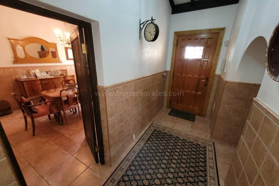 Venta - Villa con anexo - Crevillente - Crevillent