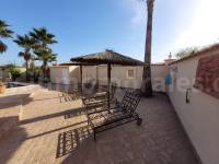 Venta - Villa con anexo - Crevillente - Crevillent