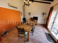 Venta - Villa con anexo - Crevillente - Crevillent