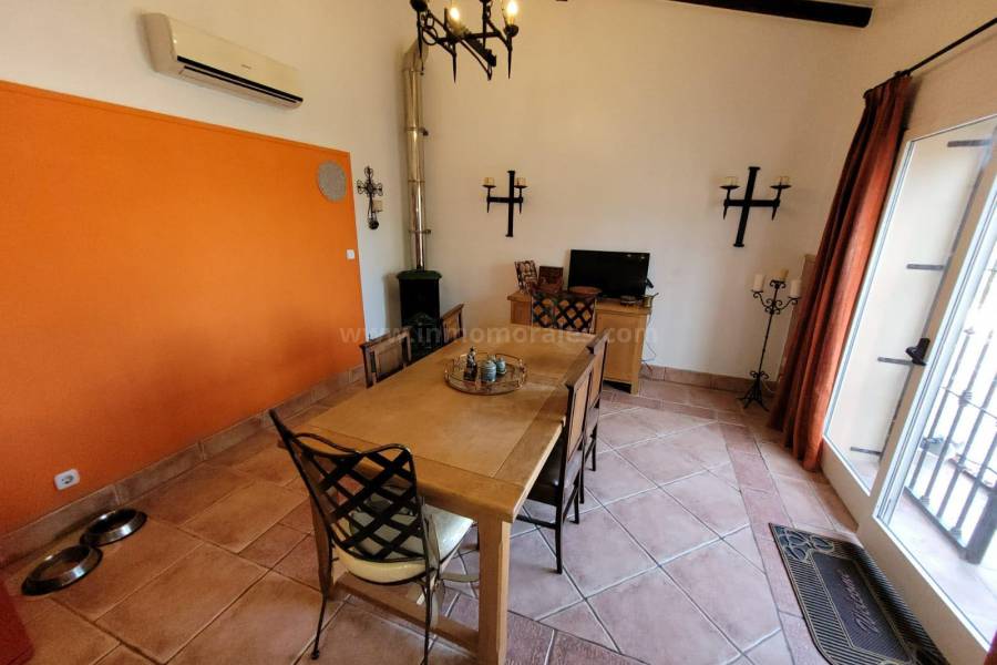 Venta - Villa con anexo - Crevillente - Crevillent
