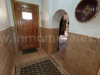 Venta - Villa con anexo - Crevillente - Crevillent