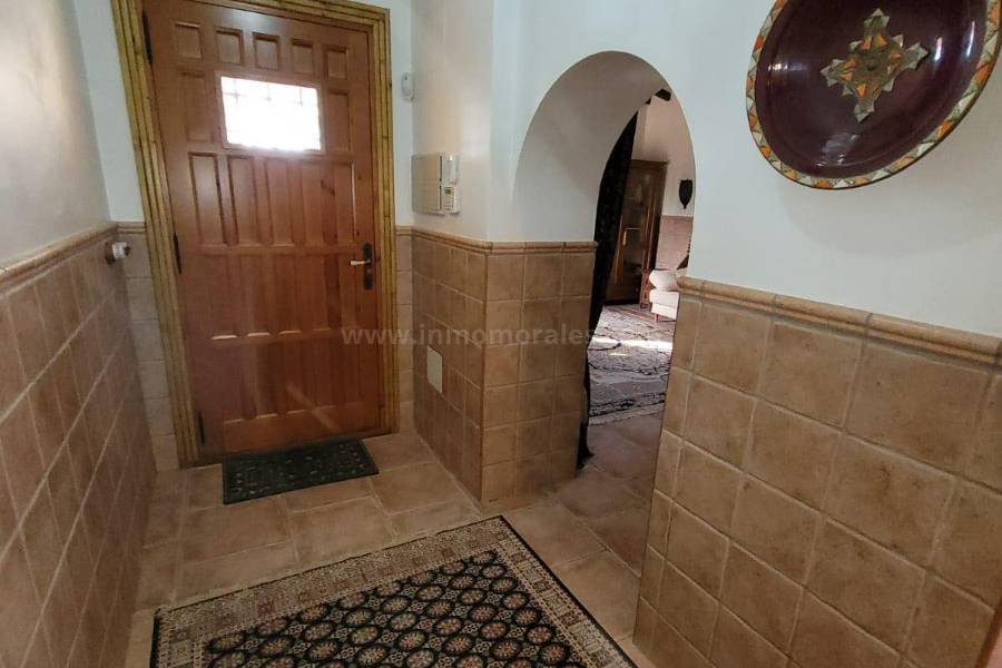 Venta - Villa con anexo - Crevillente - Crevillent