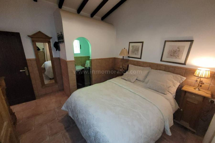 Venta - Villa con anexo - Crevillente - Crevillent