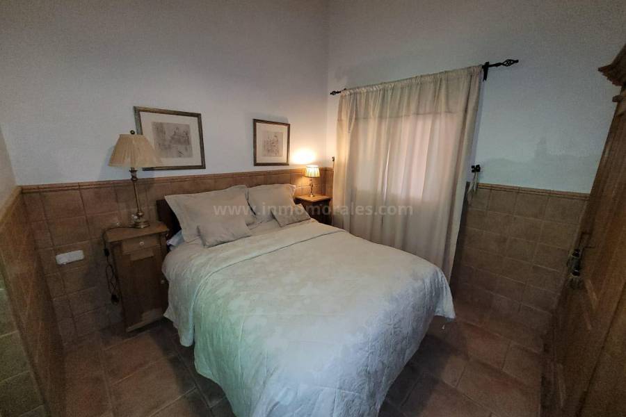 Venta - Villa con anexo - Crevillente - Crevillent