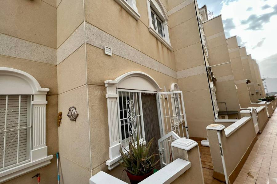 Venta - Casa de pueblo - Almoradí