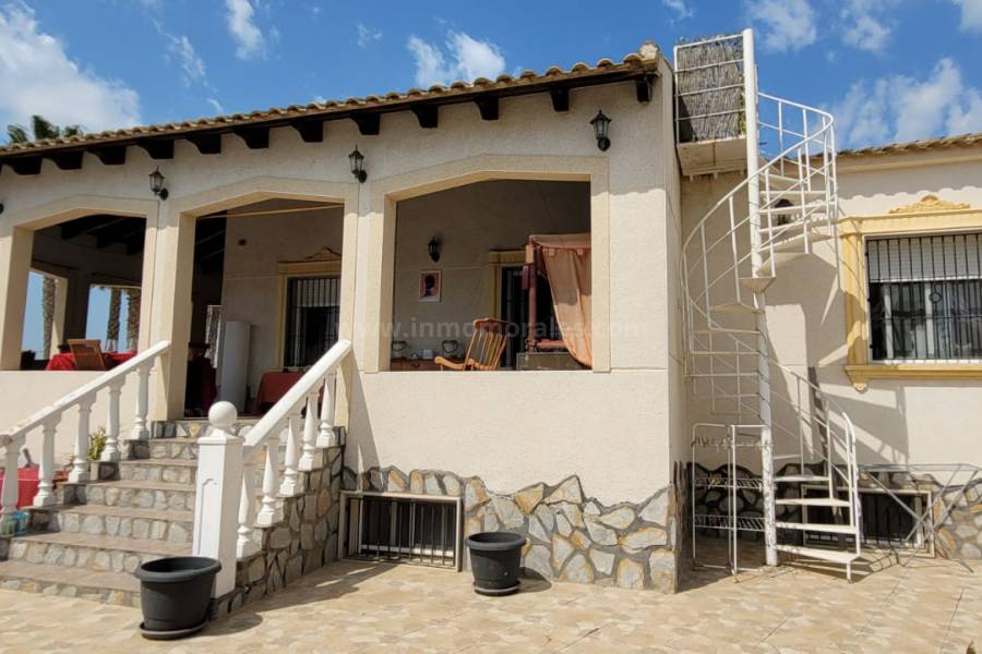 Resale - Country Villa   - Catral