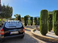 Venta - Villa con anexo - Crevillente - Crevillent