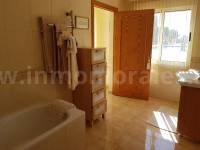 Venta - Villa con anexo - Crevillente - Crevillent