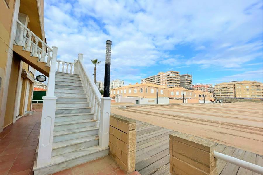 Resale - Apartment  - La Mata