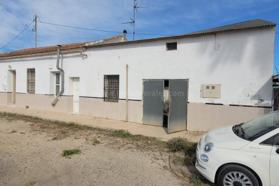 Resale - Village house - Almoradí